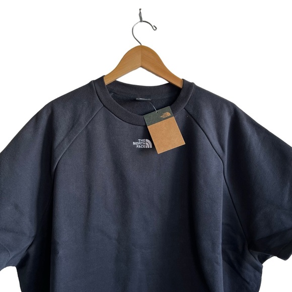 The North Face NWT Women’s XXL Oversized Crewneck Fleece Sweatshirt Tee - Picture 2 of 8